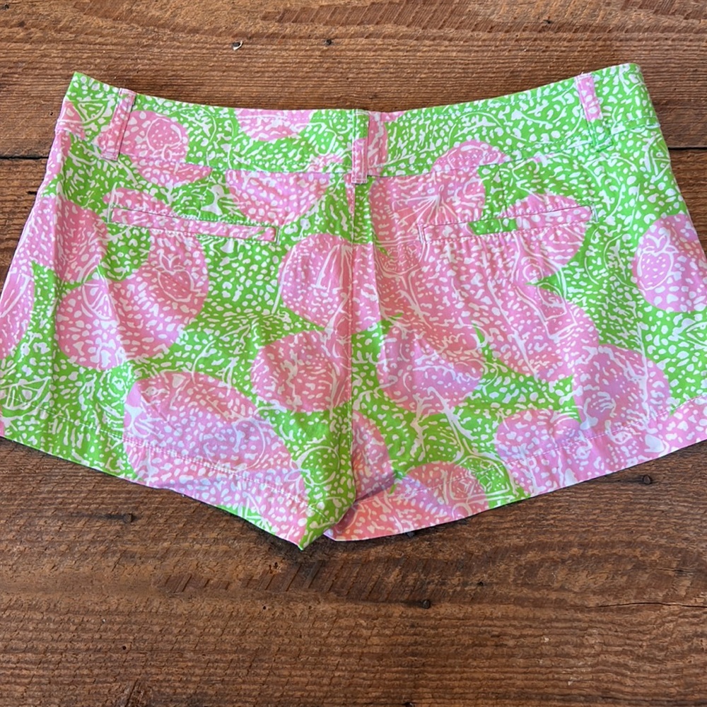 Lilly Pulitzer The Walsh Shorts - Picture 4 of 4